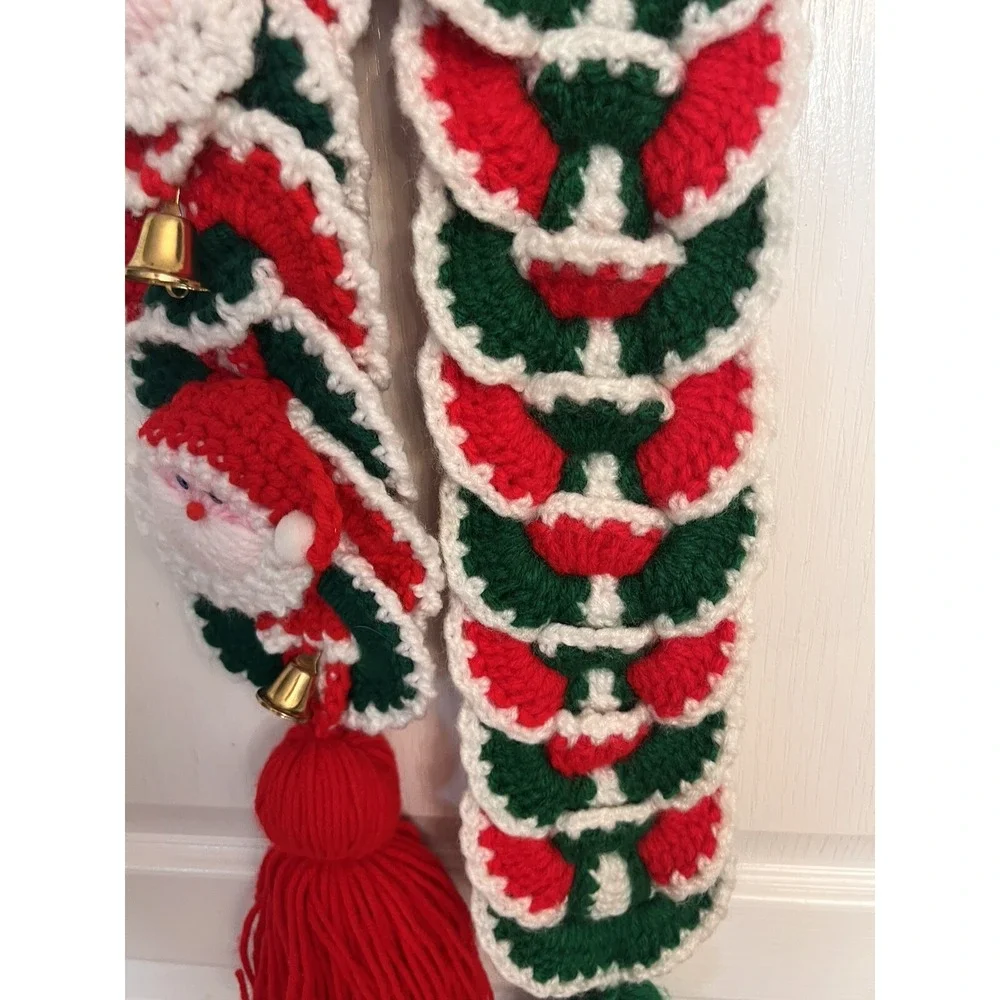 Vintage‎ 60s Handmade Crocheted Santa  Wall Hanger Red Green Tassle 4 x 31
